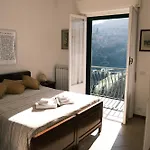 Casa de Férias Giorgio's Flowery House By Portofinovacanze